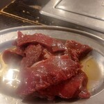 ホルモン焼肉 縁 - ハツ塩
