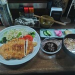 味の蔵どんつく - とんかつ