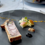 forty three - パテアンクルート。マスタードと黒にんにくのピュレと一緒に