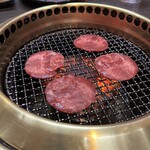 焼肉 白頭山 - 