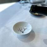 forty three - 日本酒を注ぐと