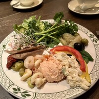 ロウリーズ・ザ・プライムリブ 恵比寿ガーデンプレイス店 - 