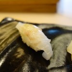 すし善 本店 - 旬(8640円)・ひらめ