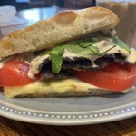 イキ ロースタリー&イータリー - 