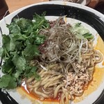 四川担々麺 赤い鯨 - 