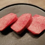 焼肉うしごろ - 安定の究極の厚切りタン