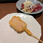 揚げたて串カツ円山横丁 てっちゃん - 生ハムモッツァレラ串 250円