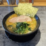 家系ラーメン 桜家 - 