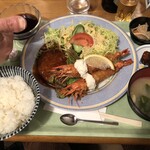 キッチン KOBUTA - ハンバーグと海老フライ　¥1,138-