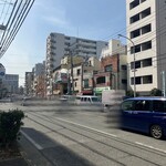 酔來軒 - 外観道の向こうから