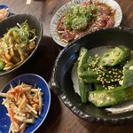 鶏酒場 大阪梅田 アイボリー - 300円台の小鉢も