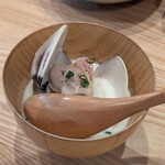 五月四日 - 蛤チャウダー　¥1880