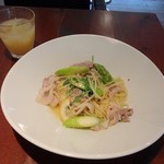 アール スタイル - 2杯目のジュースは、グレープフルーツジュースをもらいました