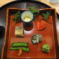 日本料理 太月 - 八寸、平面からみると・・　ちょっと寂しいような？