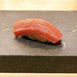 291693364 - 本鮪中トロ握り