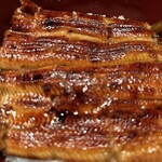 うなぎ屋 廣川 - 焦げ付き具合が絶妙、香ばしさを引き出している