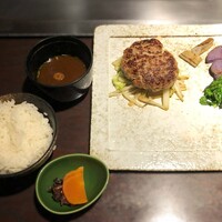 ニュー松坂 布施本店 - 特製ハンバーグランチ　