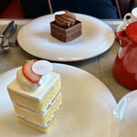 CAFE CALVA - 完熟苺のショートケーキ／マダガスカル