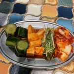 ホルモン長岡 - キムチ盛り