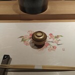 291700517 - いきなり可愛い器がチョコン〜
