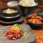 炭火焼ホルモン ぐう - ■THE ユッケ（生肉最高！）