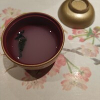 五反田鮨 SUSHI TOKYO 81 - 可愛い器の蓋を開けると、ワカメ入りシジミ汁が〜(笑)www