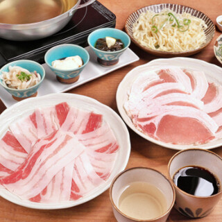 沖縄料理としゃぶしゃぶのお店 赤瓦 - 料理写真:しゃぶしゃぶセット