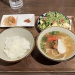 沖縄酒場 あしびなー - 