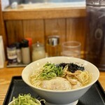 中華蕎麦 春馬 - 朝ラー塩(普)800円に九条ねぎトッピング200円