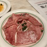 焼肉 鶯谷園 - カルビ