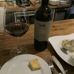 nemos - 赤ワインとイタリア風オムレツ