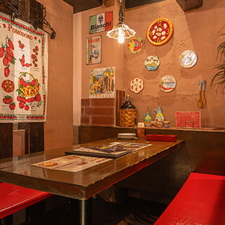 お一人様から各種宴会まで◎イタリアの雰囲気を感じる隠れ家空間