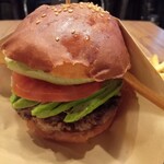 プレイヤーズ - アボカドバーガー