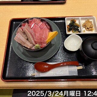 魚がし料理 粋のや_0