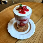 Blue Apple shaved ice Cafe - 