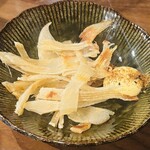 Smoky Monkey Hamburger &More - 鱏鰭(えいひれ)