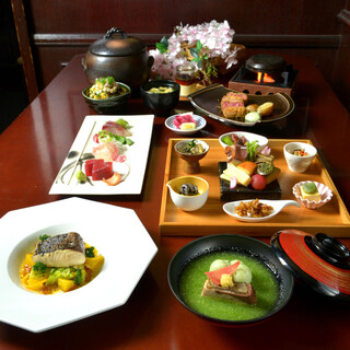 毎月その時季の美味しい食材で作る和洋モダンなコース料理