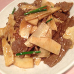 北京遊膳 - 【13年3月】筍と牛カルビの炒め物