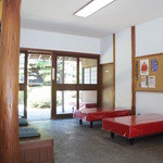 아카후쿠 후타미 시텐 - 落ち着いた雰囲気の店内