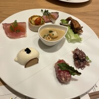 炭火とワインと純米酒 King Momo - 