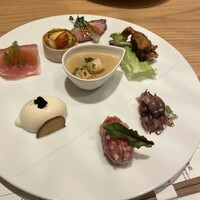 炭火とワインと純米酒 King Momo - 