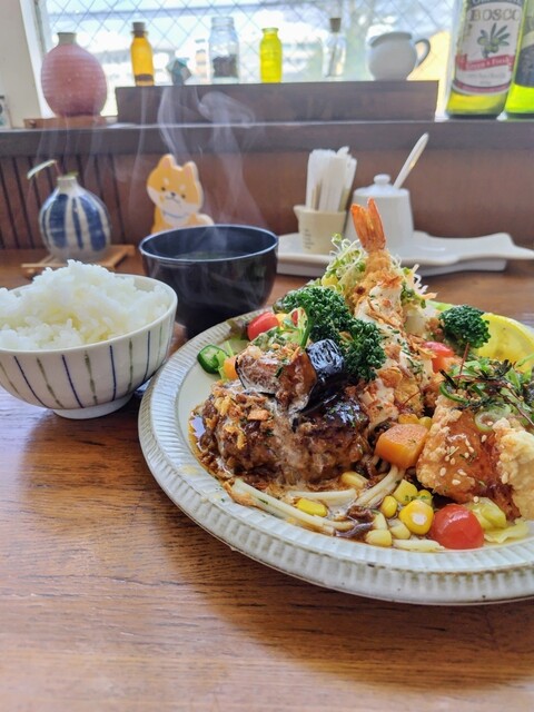 Shokudo to Cafe Pinata photo 2