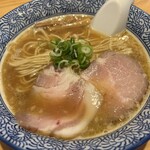 自家製麺 のぼる - 醤油 950円