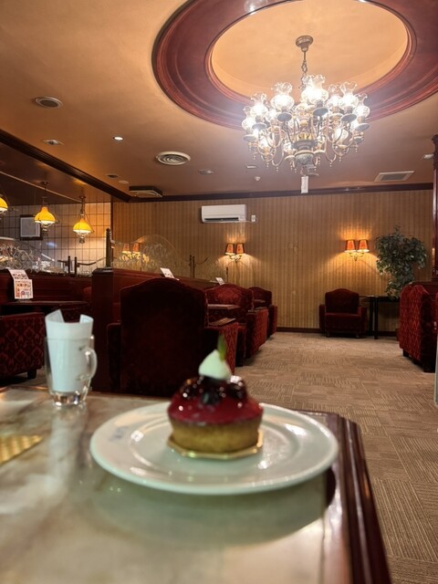 Yakata Blanche photo 3