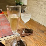 御曹司 きよやす邸 六本木本店 - 乾杯のシャンパン