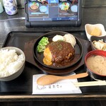 旨い肴と炭火のお店 はれた 仙台一番町 - ２種のチーズハンバーグ定食