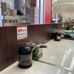 新橋ニューともちん - カウンターテーブル