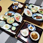 若松屋 村井六助 - 夕食膳(一気出し)