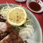 栄楽 - キャベツ、レモン、漬物