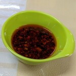 キンネン 新小岩店 - 追加でサービスしてくれた辣油。